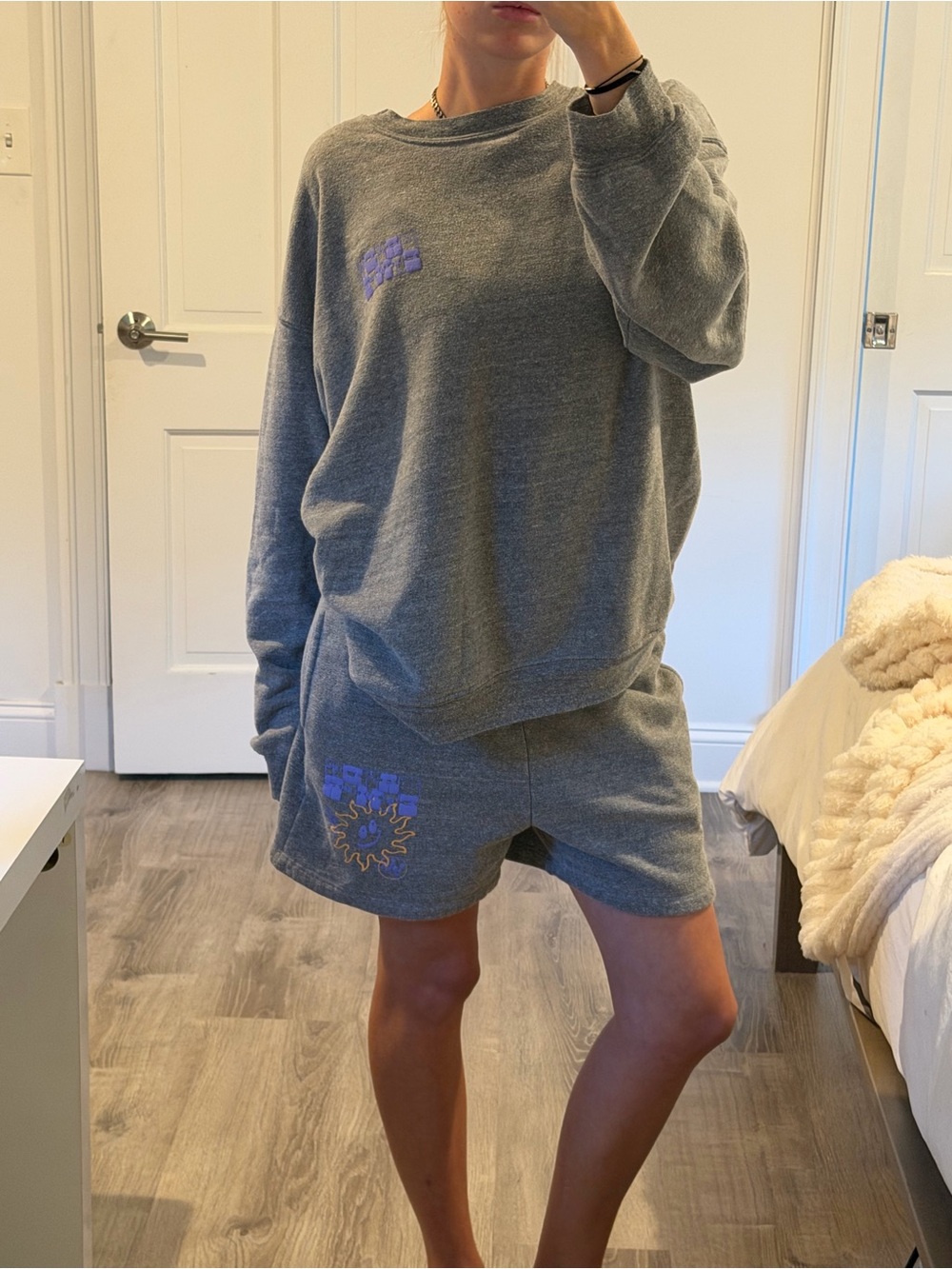 Daydreamer grey sweatshirt and short set